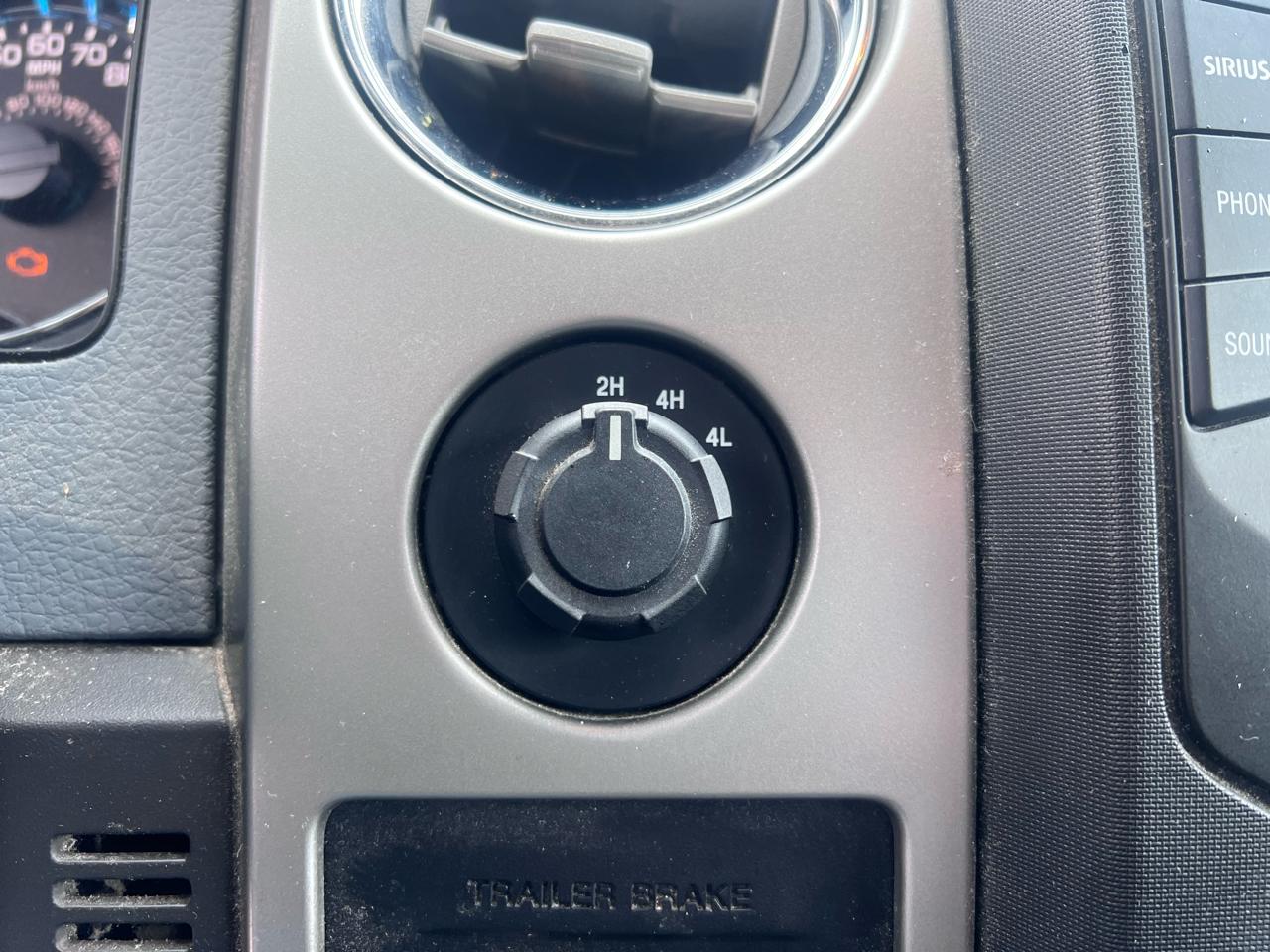 Ford F-150 XLT SuperCab 8-ft. Bed 4WD 2013