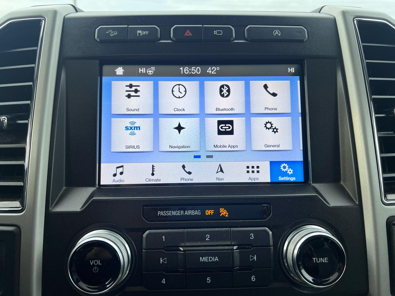 Ford F-150 Lariat SuperCrew 4WD 2018