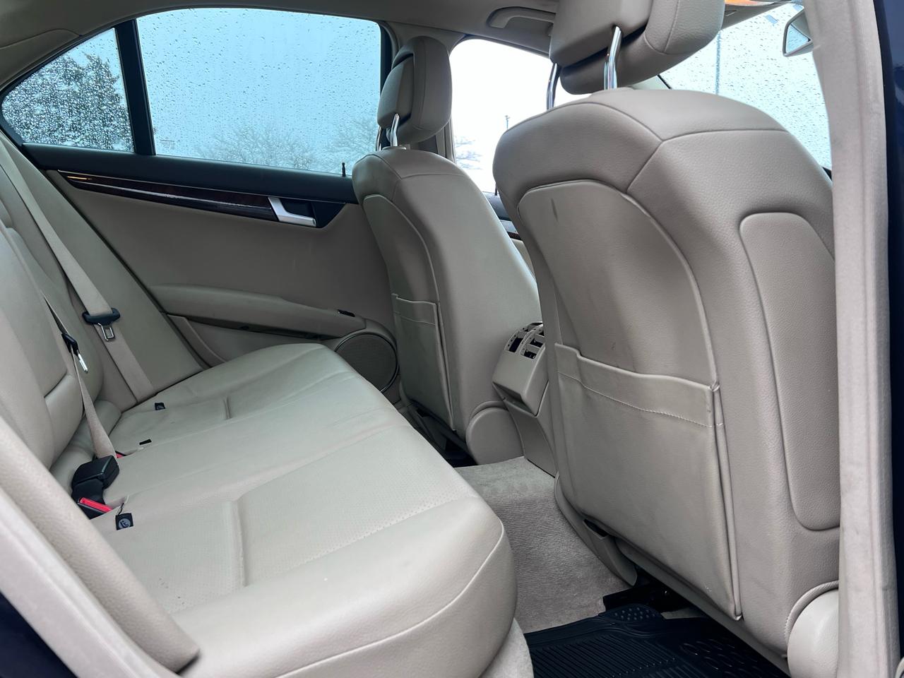 Mercedes-Benz C-Class C300 4MATIC Luxury Sedan 2012