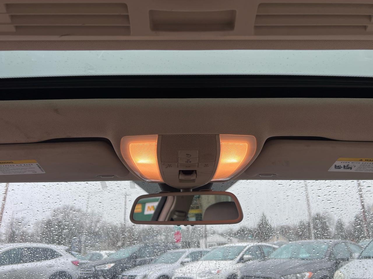 Mercedes-Benz C-Class C300 4MATIC Luxury Sedan 2012