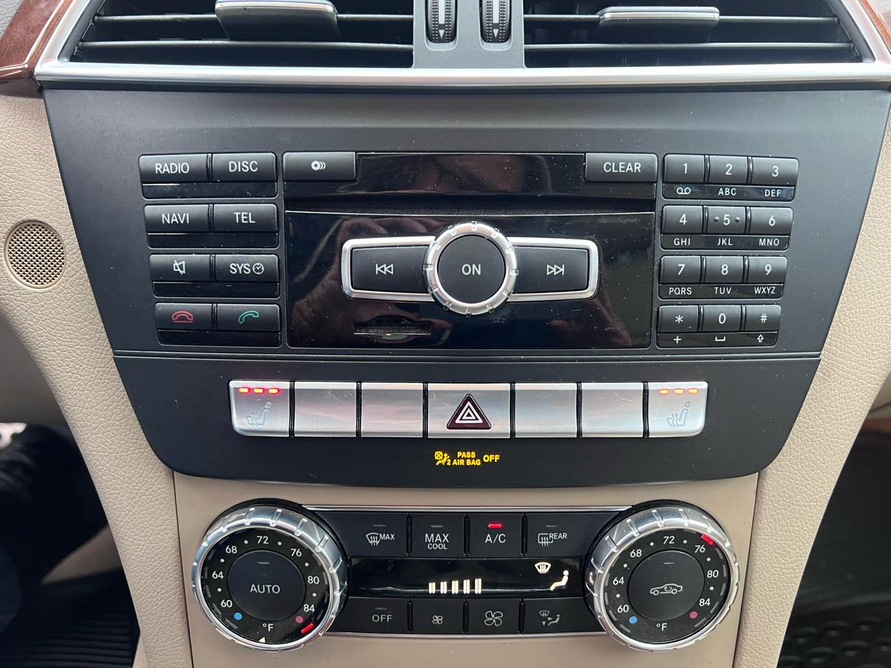 Mercedes-Benz C-Class C300 4MATIC Luxury Sedan 2012