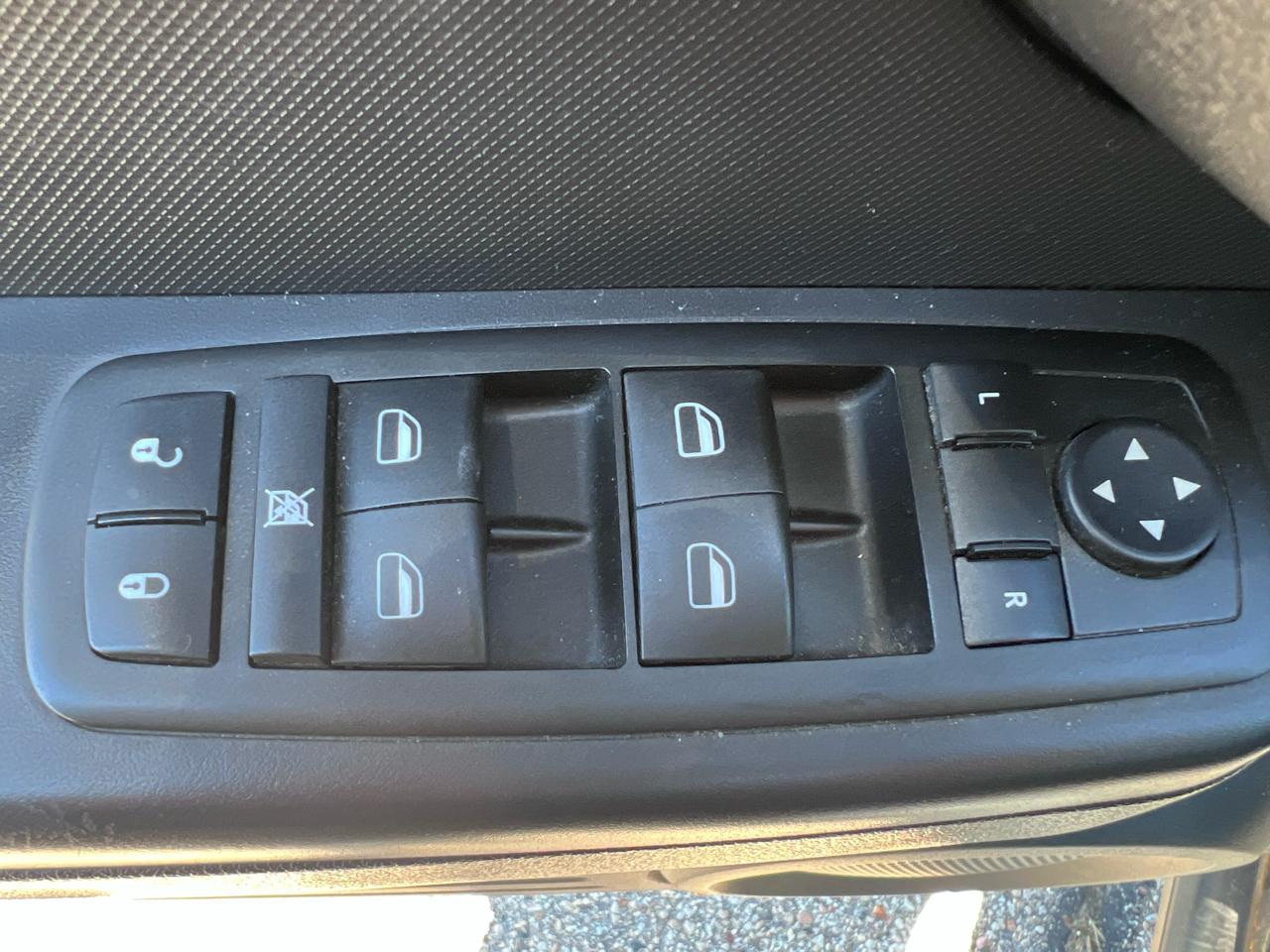 Dodge Nitro SXT 4WD 2007