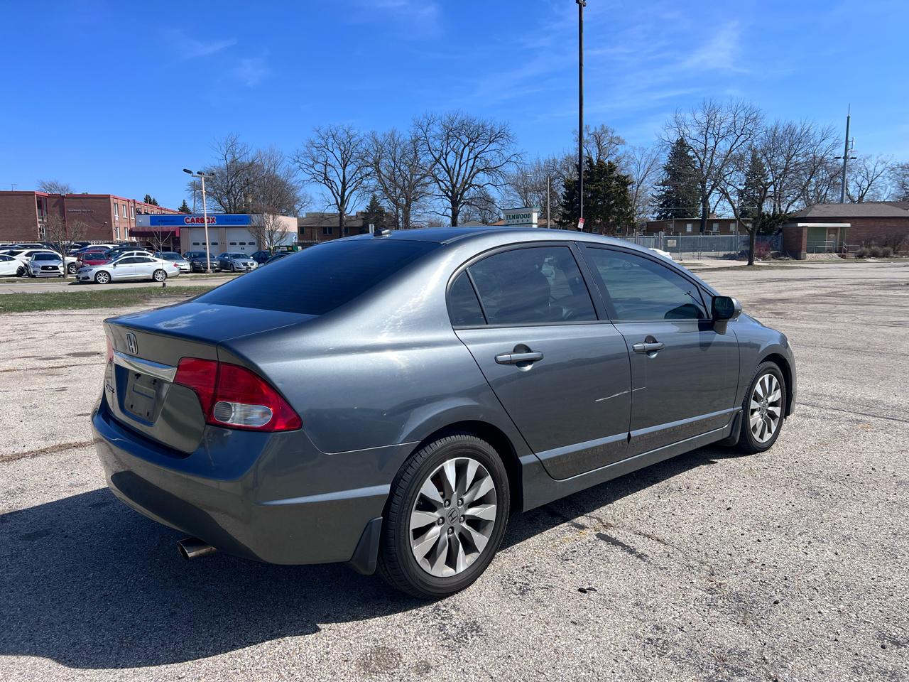 Honda Civic EX-L Sedan 5-Speed AT 2010