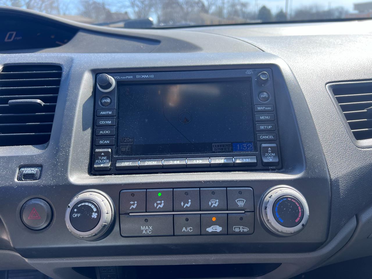 Honda Civic EX-L Sedan 5-Speed AT 2010