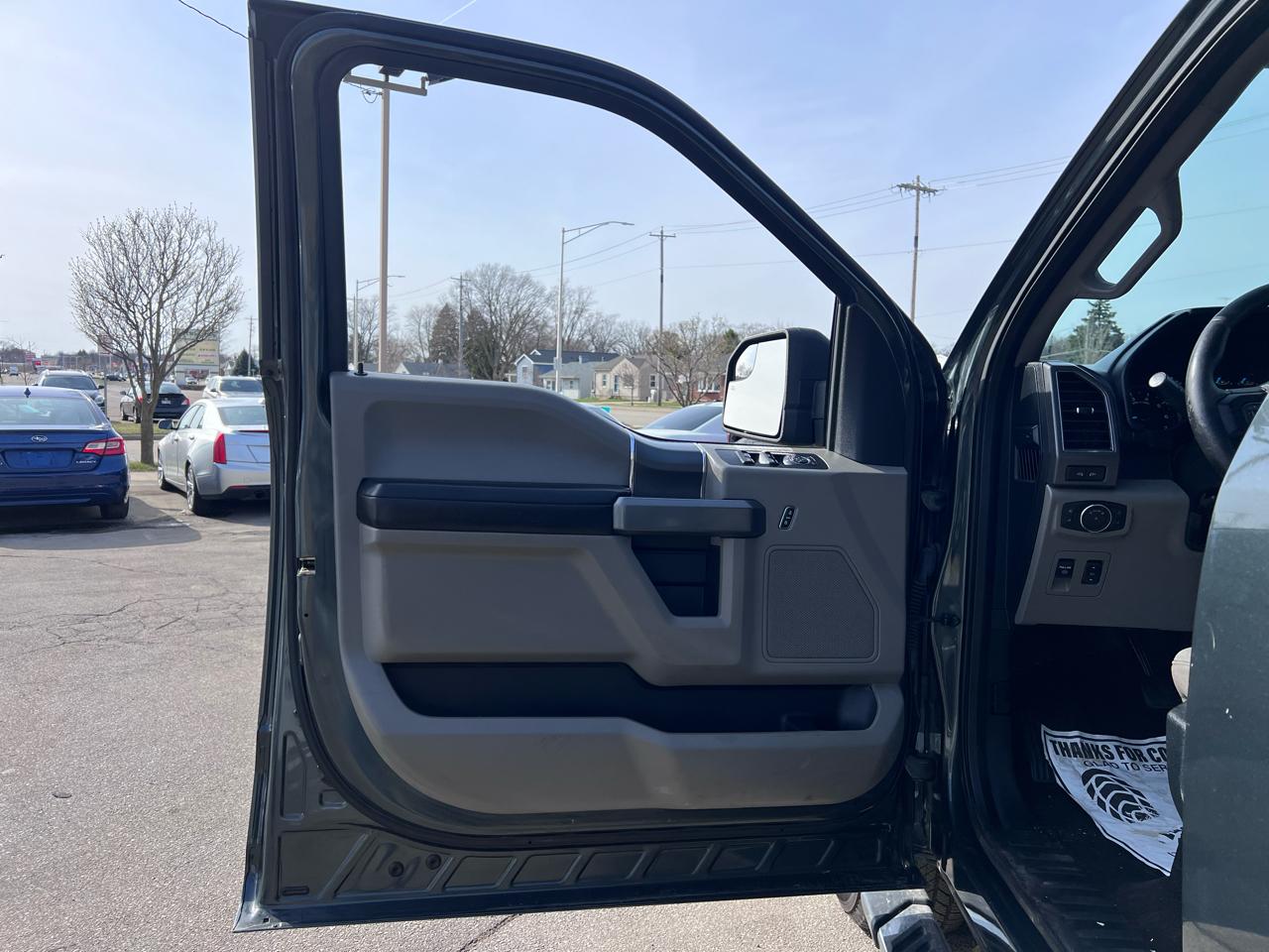 Ford F-150 XLT SuperCrew 5.5-ft. Bed 4WD 2018
