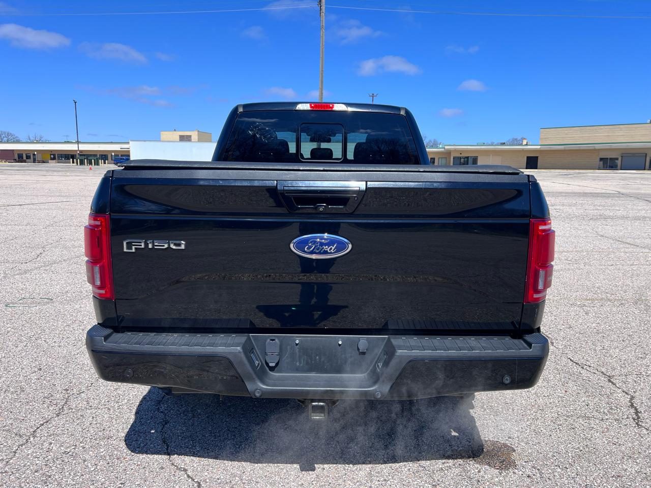 Ford F-150 Lariat SuperCrew 5.5-ft. Bed 4WD 2016