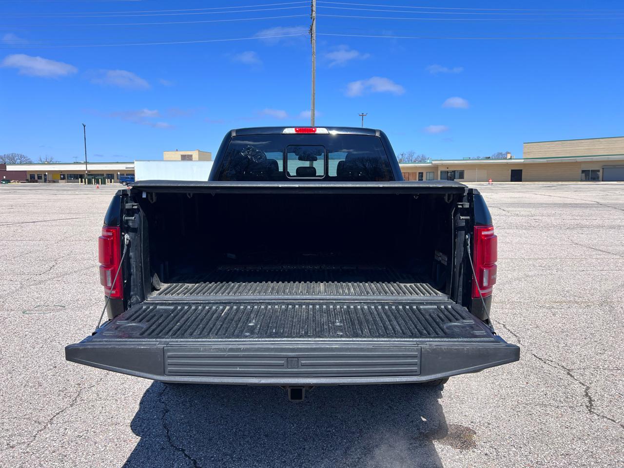 Ford F-150 Lariat SuperCrew 5.5-ft. Bed 4WD 2016