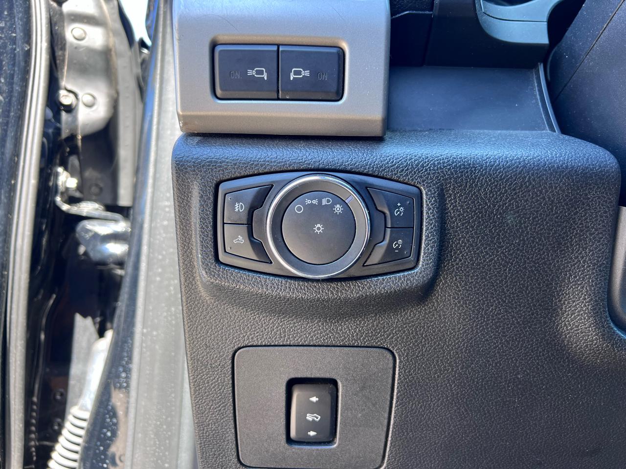 Ford F-150 Lariat SuperCrew 5.5-ft. Bed 4WD 2016