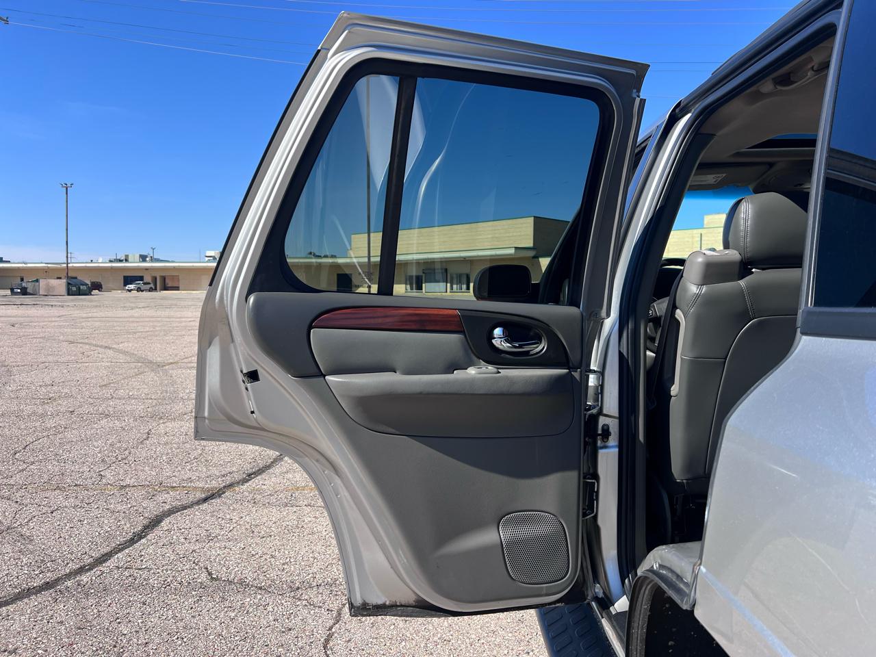 GMC Envoy SLE 4WD 2004