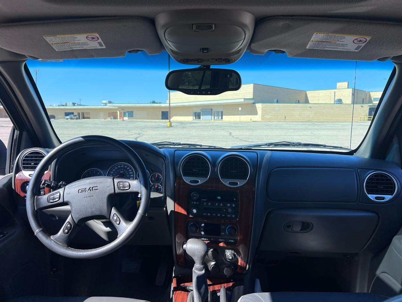 GMC Envoy SLE 4WD 2004