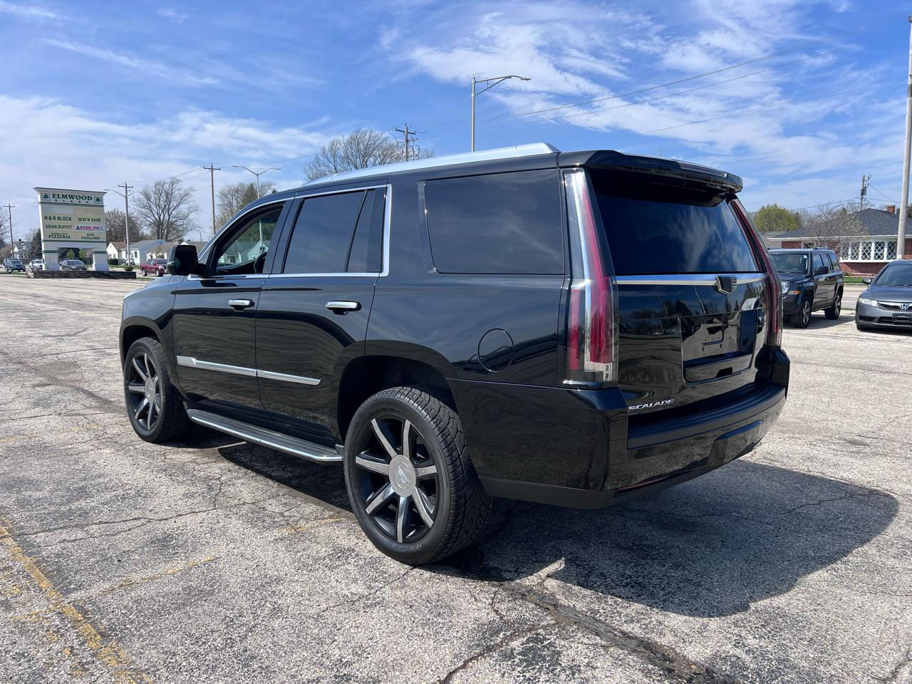 Cadillac Escalade Platinum 4WD 2016
