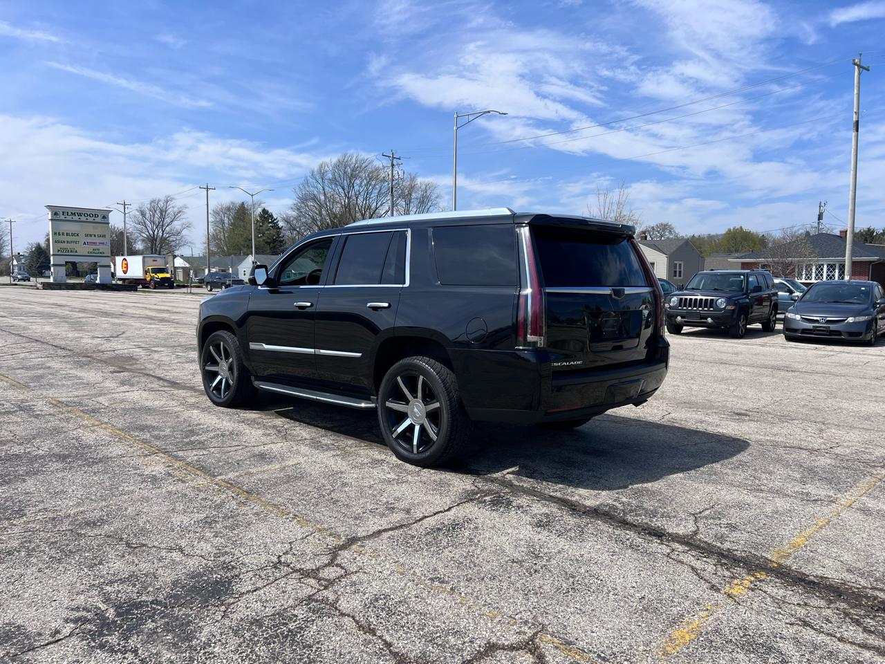 Cadillac Escalade Platinum 4WD 2016