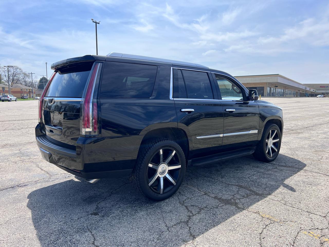 Cadillac Escalade Platinum 4WD 2016