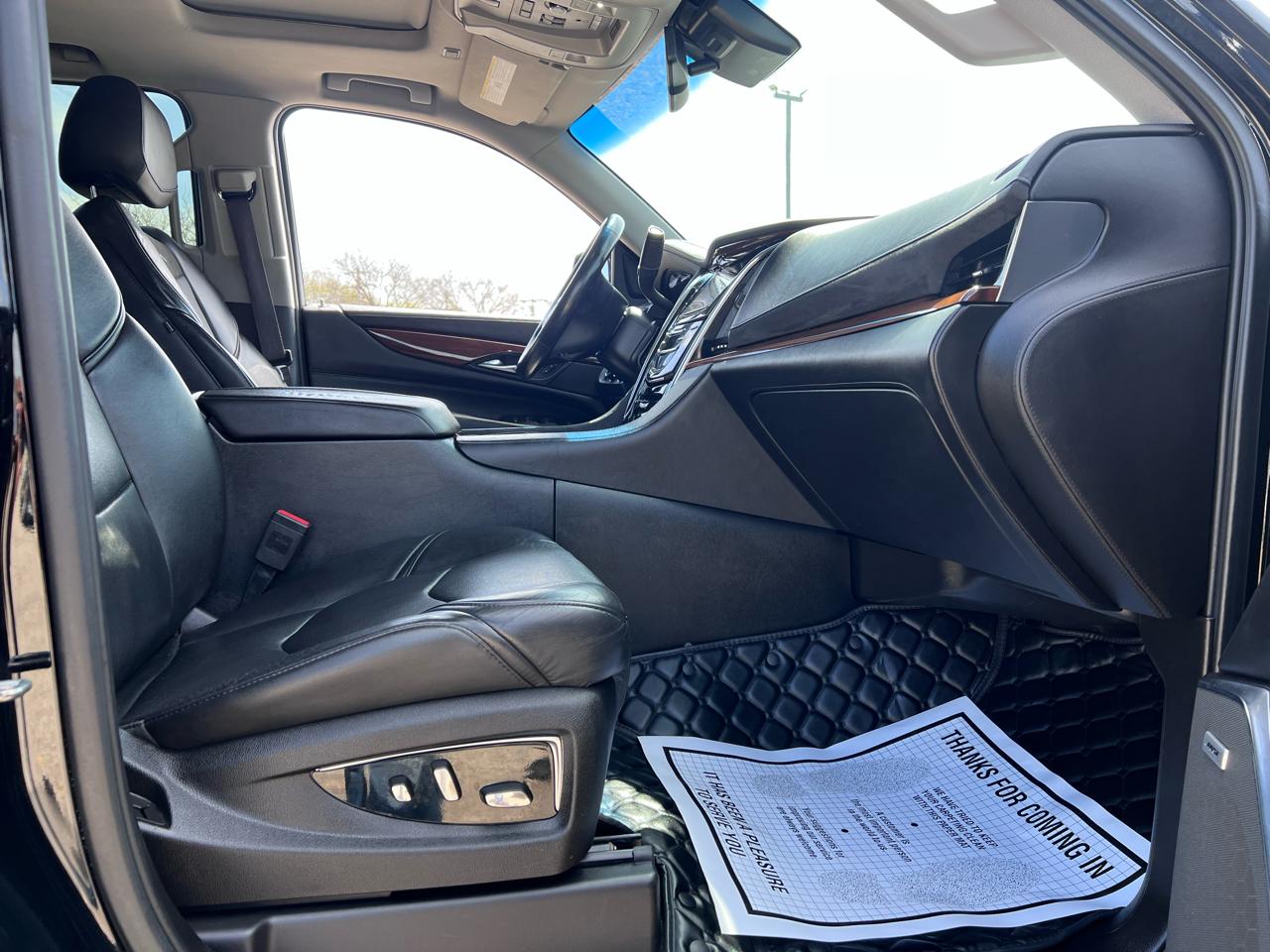 Cadillac Escalade Platinum 4WD 2016