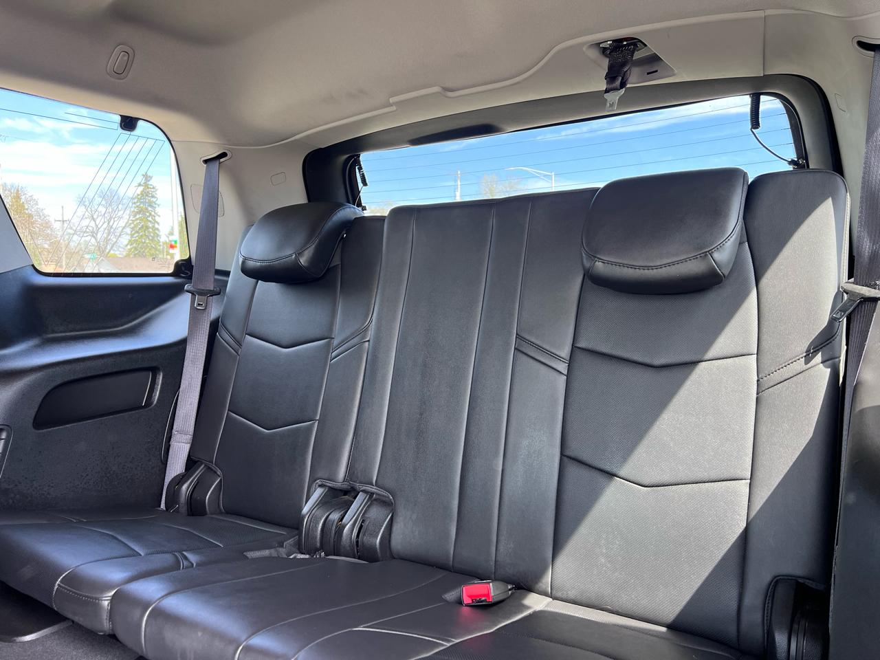 Cadillac Escalade Platinum 4WD 2016