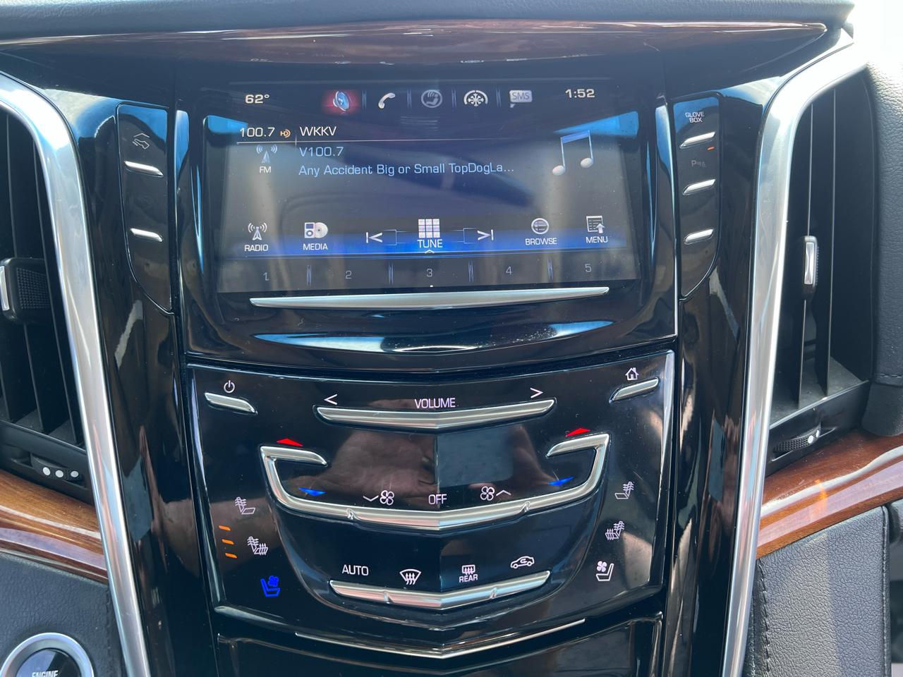 Cadillac Escalade Platinum 4WD 2016