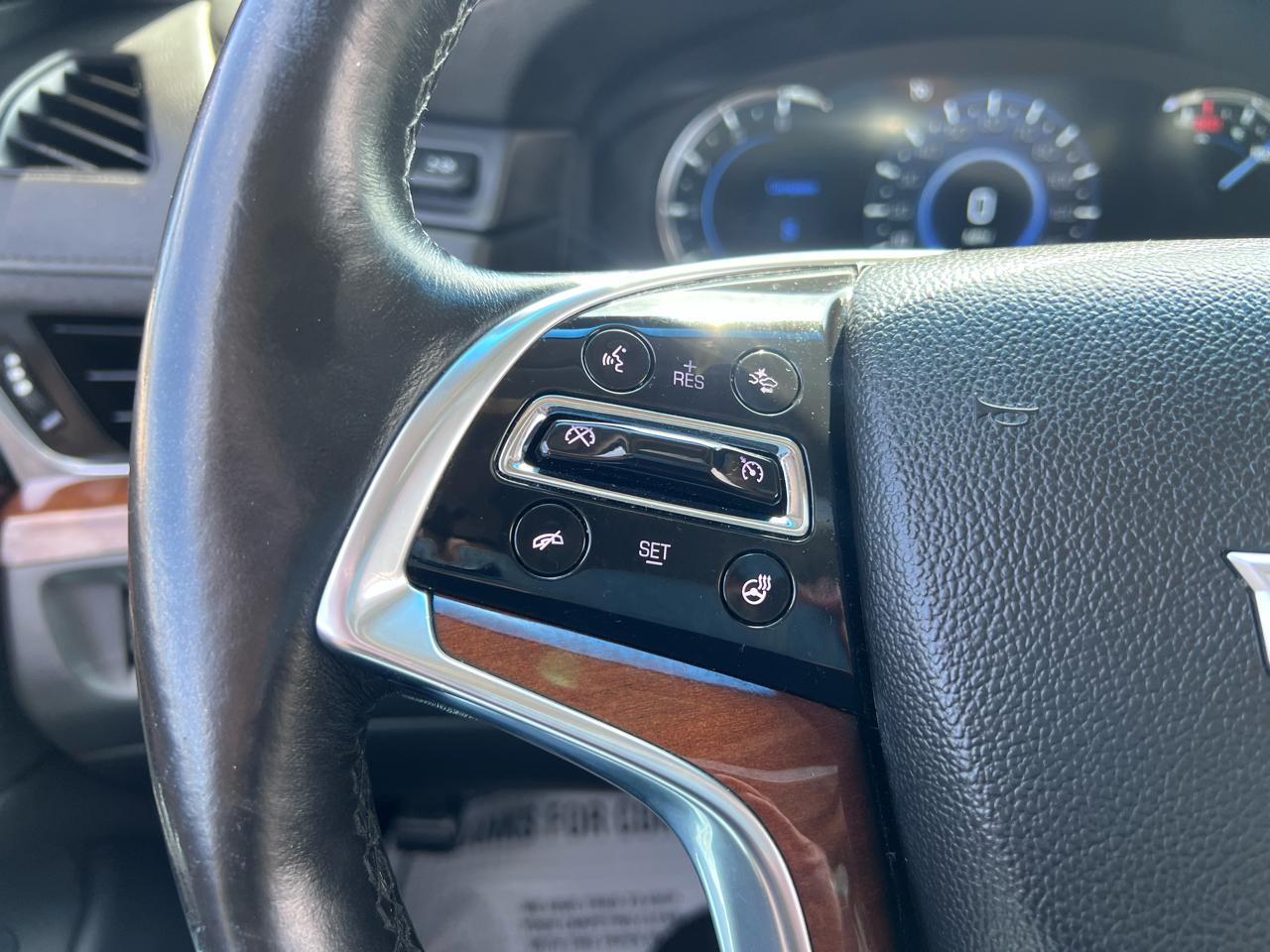 Cadillac Escalade Platinum 4WD 2016