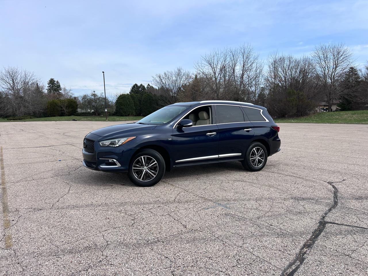 Infiniti QX60 Base AWD 2017