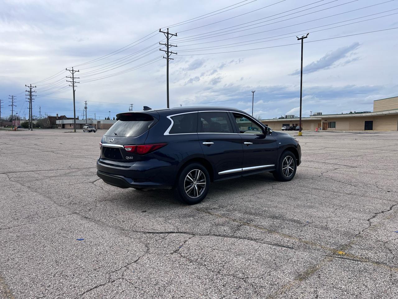 Infiniti QX60 Base AWD 2017