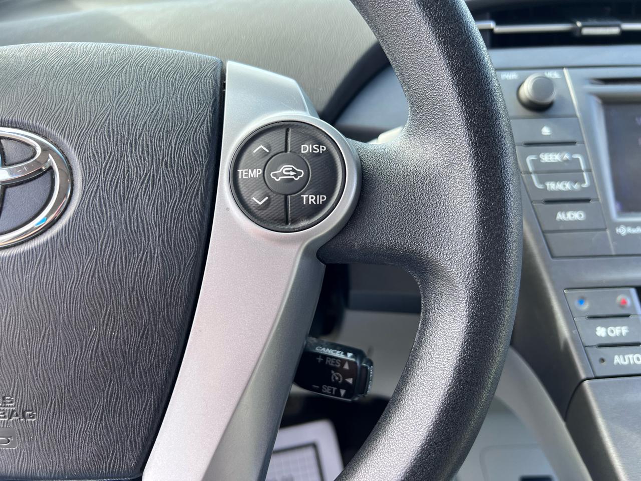 Toyota Prius Three 2014