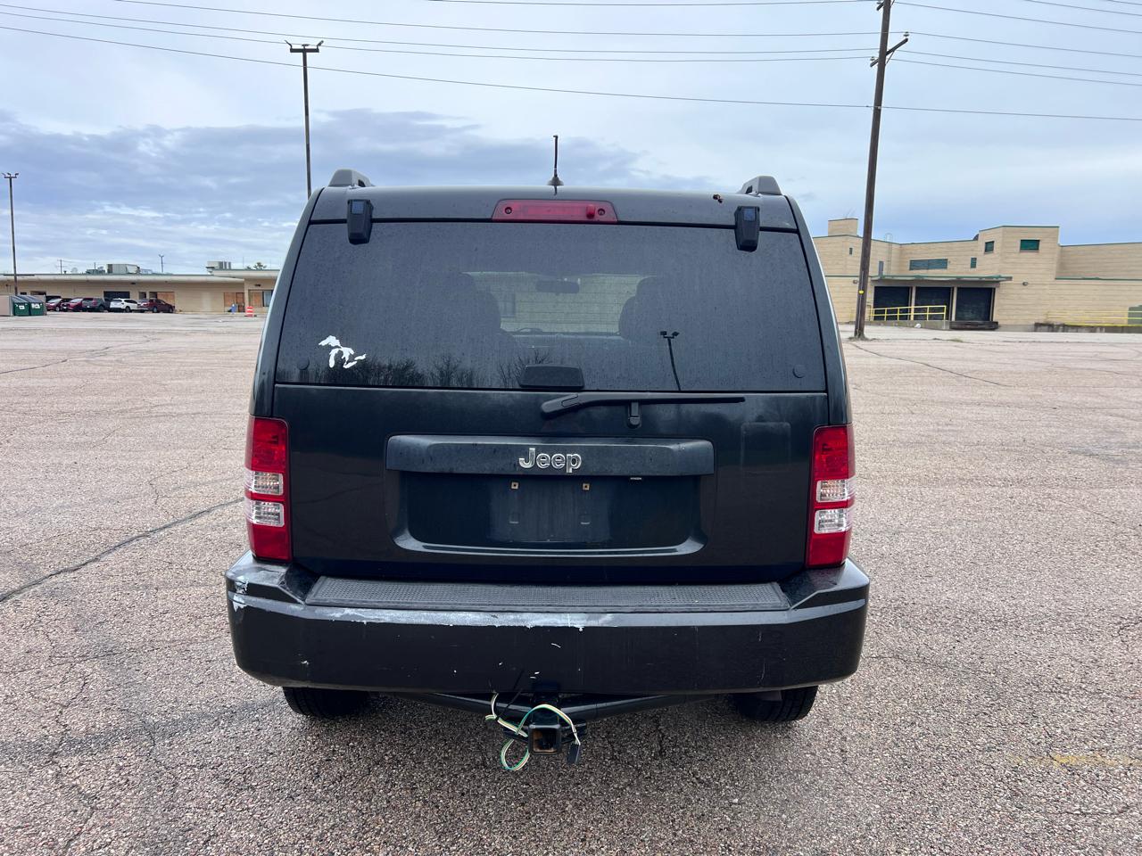 Jeep Liberty Sport 2WD 2010