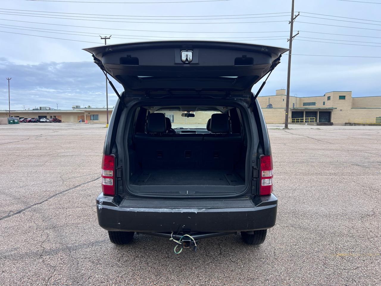 Jeep Liberty Sport 2WD 2010