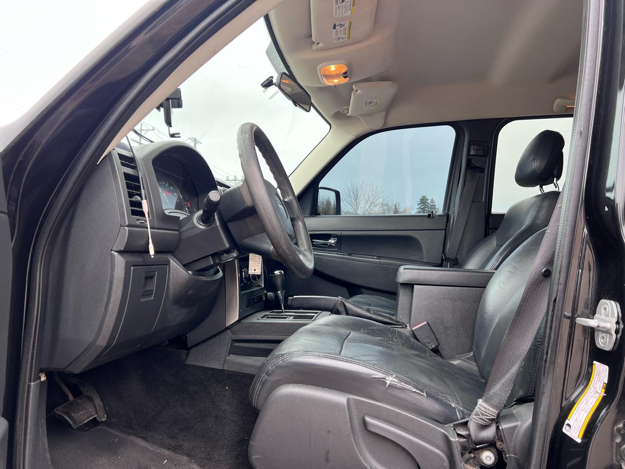 Jeep Liberty Sport 2WD 2010