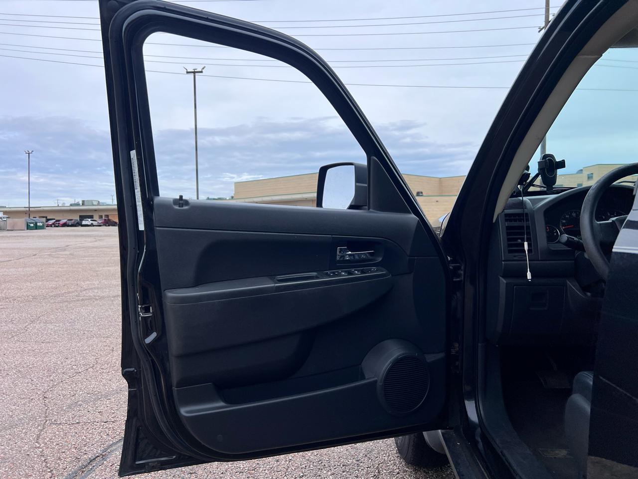 Jeep Liberty Sport 2WD 2010