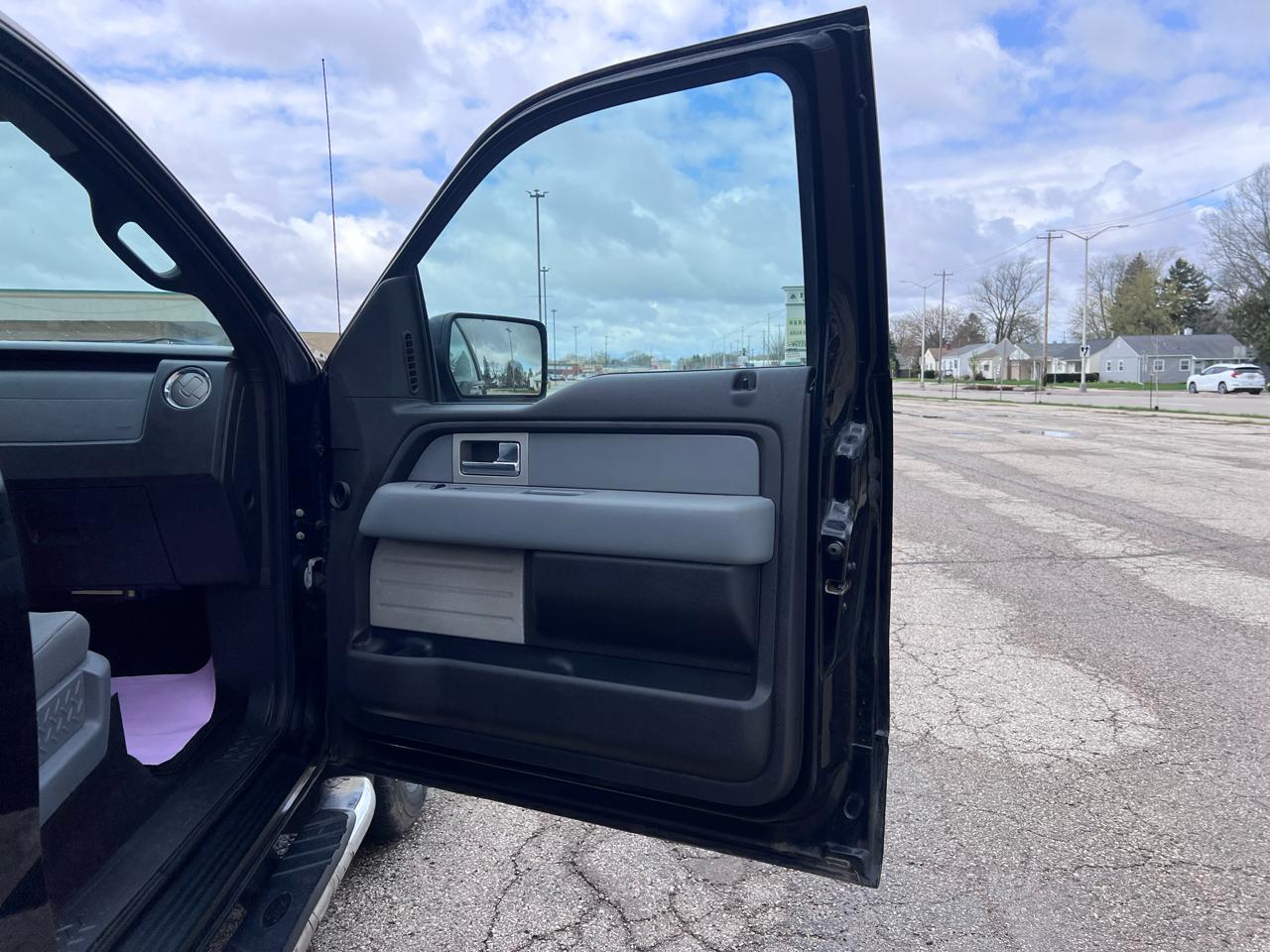 Ford F-150 XLT SuperCrew 6.5-ft. Bed 4WD 2011