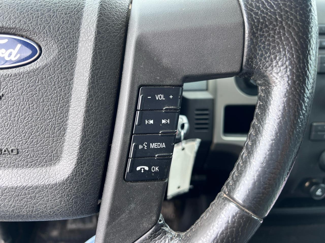 Ford F-150 XLT SuperCrew 6.5-ft. Bed 4WD 2011