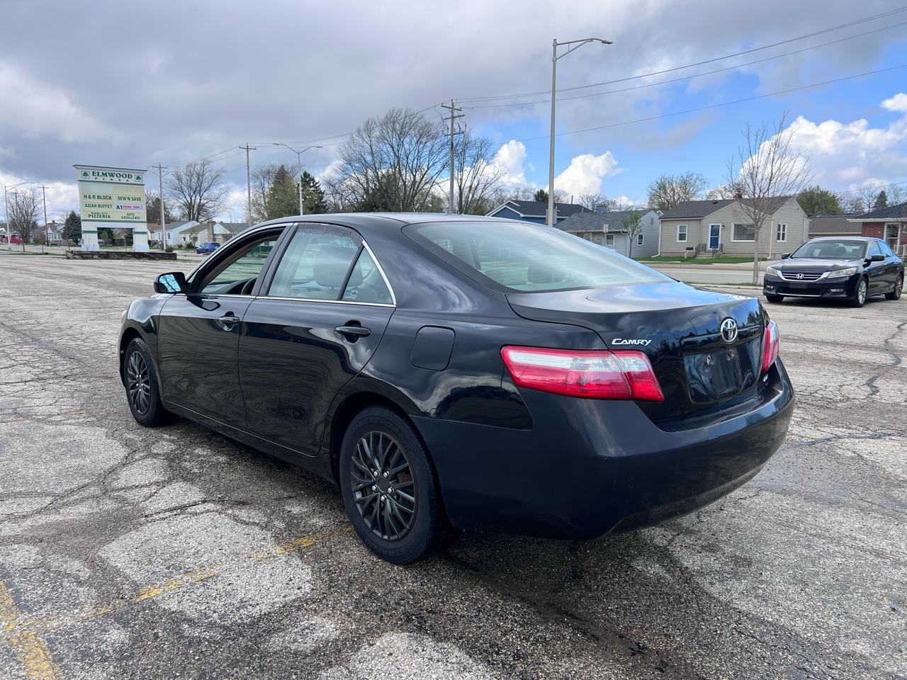 Toyota Camry XLE 5-Spd AT 2009