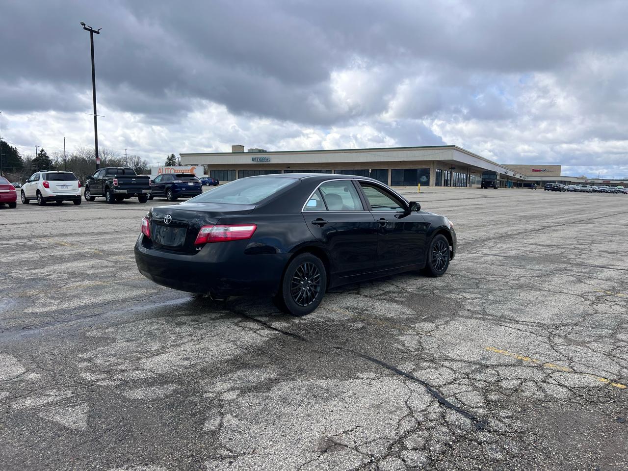 Toyota Camry XLE 5-Spd AT 2009