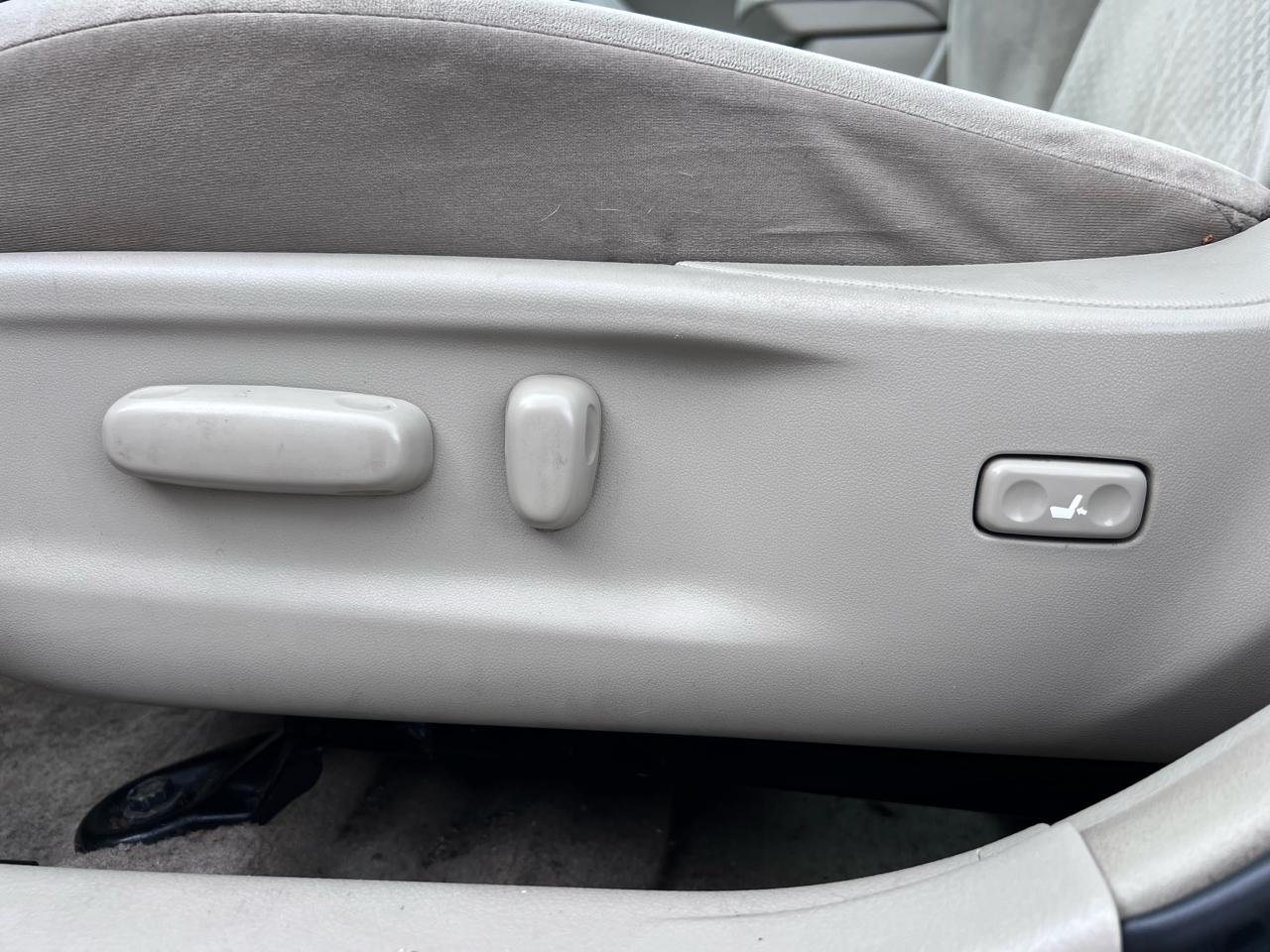 Toyota Camry XLE 5-Spd AT 2009