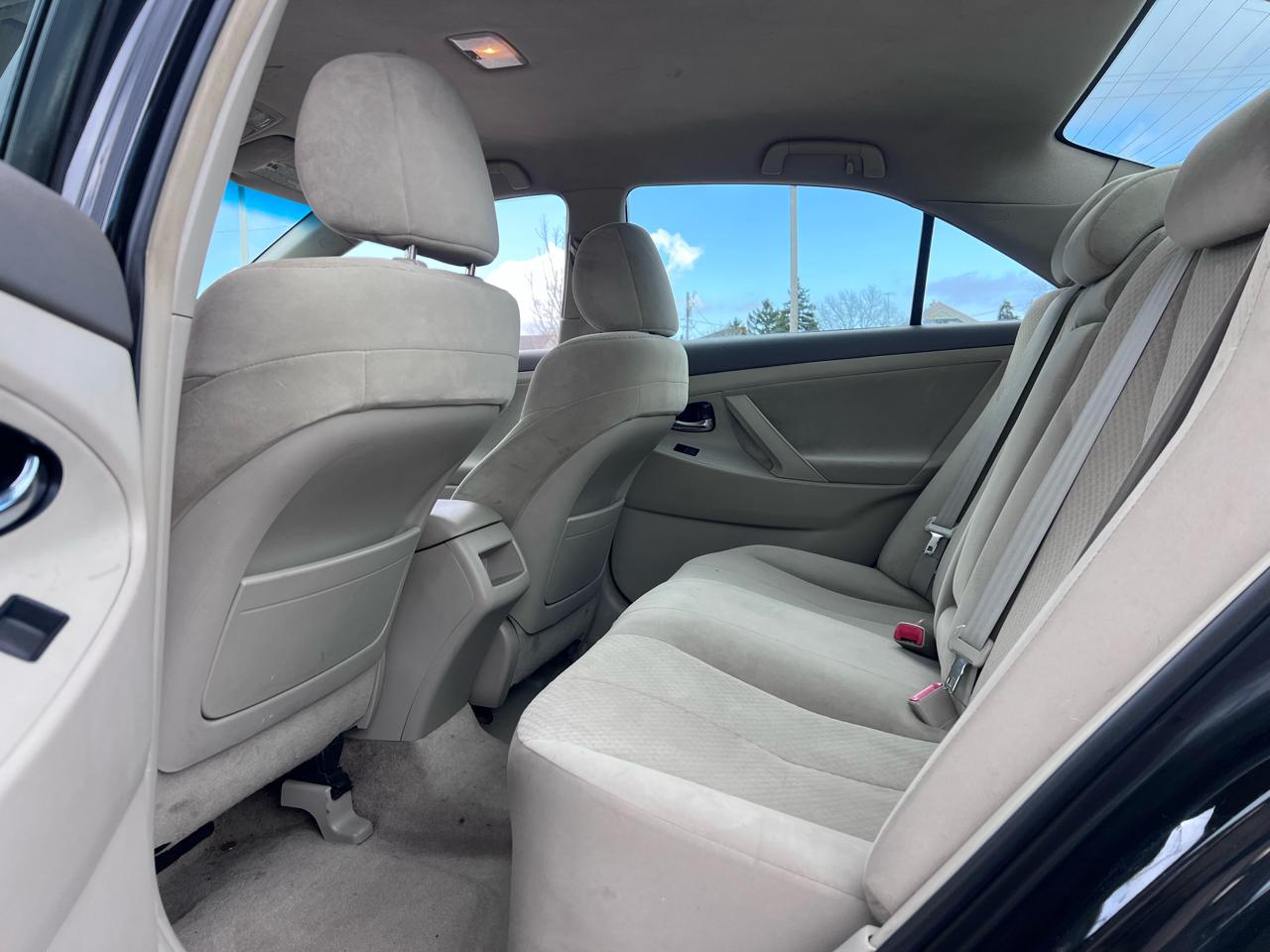 Toyota Camry XLE 5-Spd AT 2009