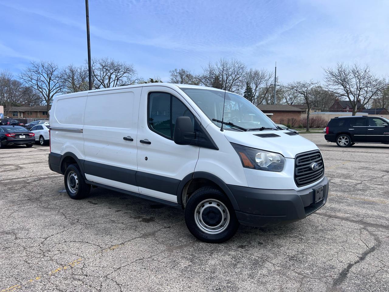 Ford Transit 250 Van Low Roof w/Sliding Pass. 130-in. WB 2016