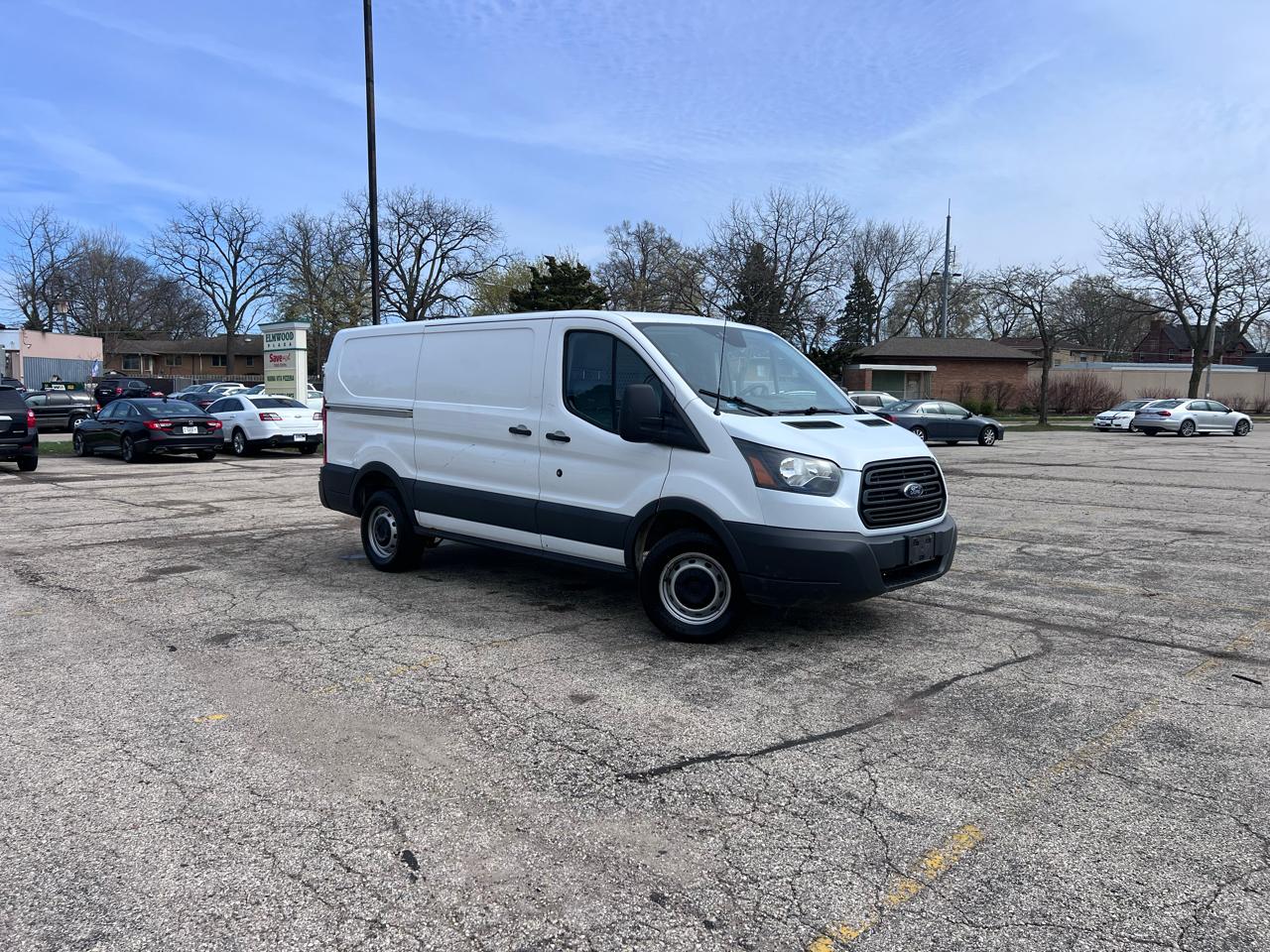 Ford Transit 250 Van Low Roof w/Sliding Pass. 130-in. WB 2016