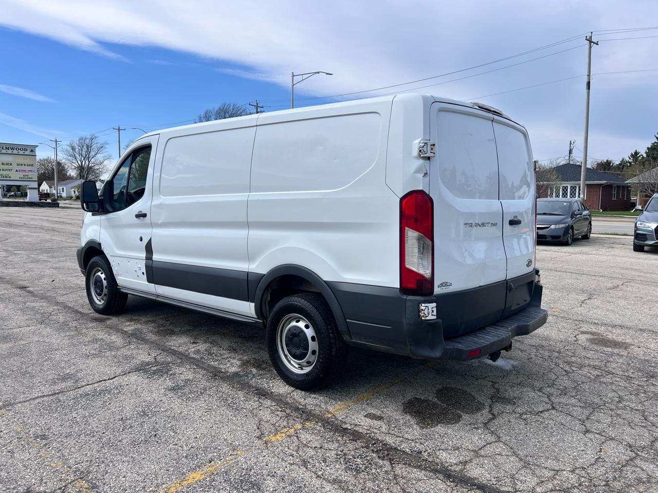Ford Transit 250 Van Low Roof w/Sliding Pass. 130-in. WB 2016