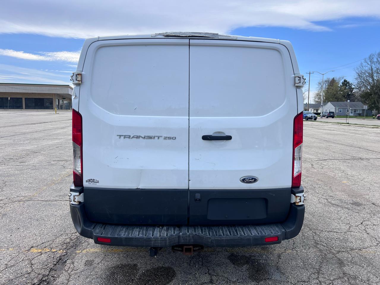 Ford Transit 250 Van Low Roof w/Sliding Pass. 130-in. WB 2016