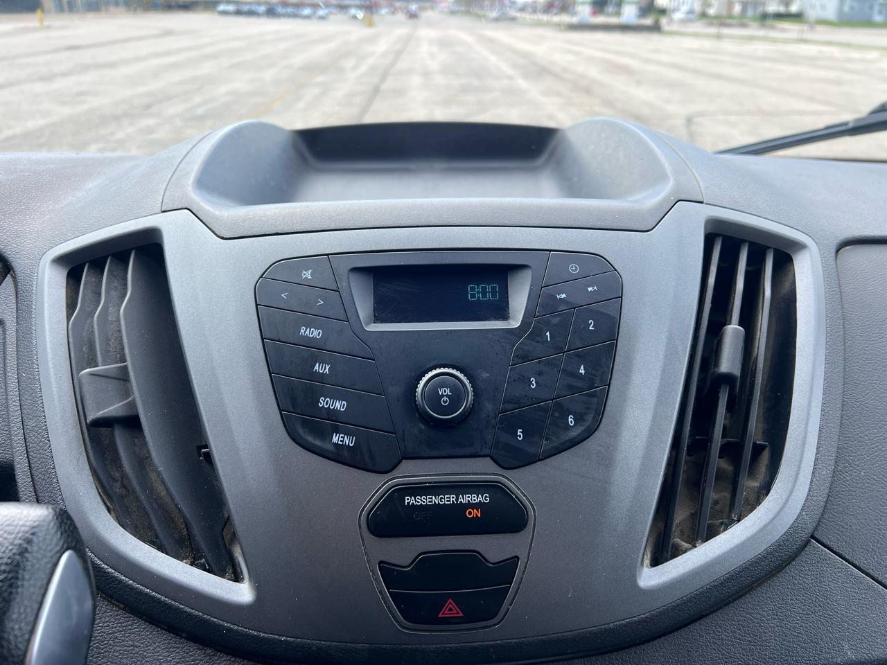 Ford Transit 250 Van Low Roof w/Sliding Pass. 130-in. WB 2016