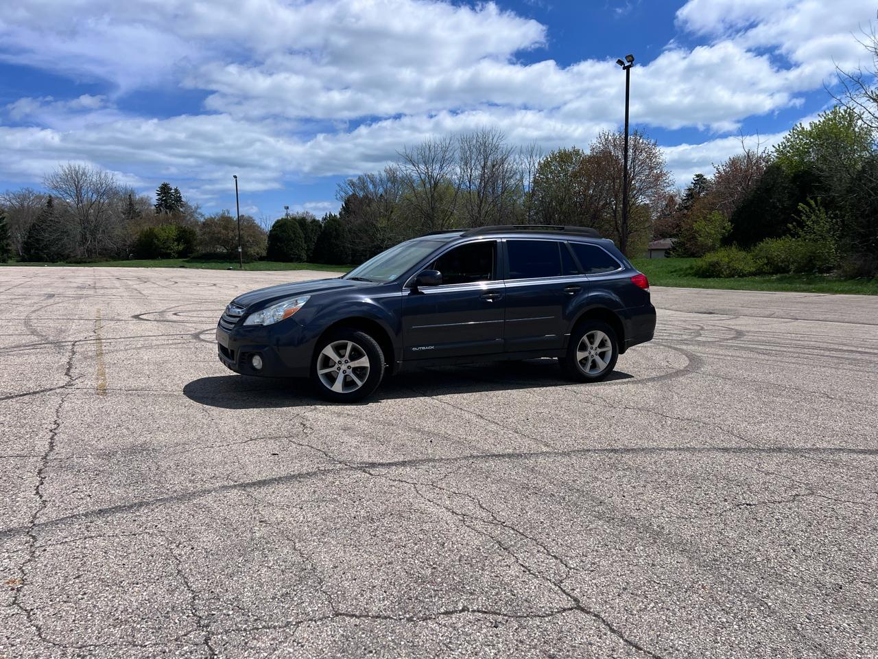 Subaru Outback 2.5i Limited 2013