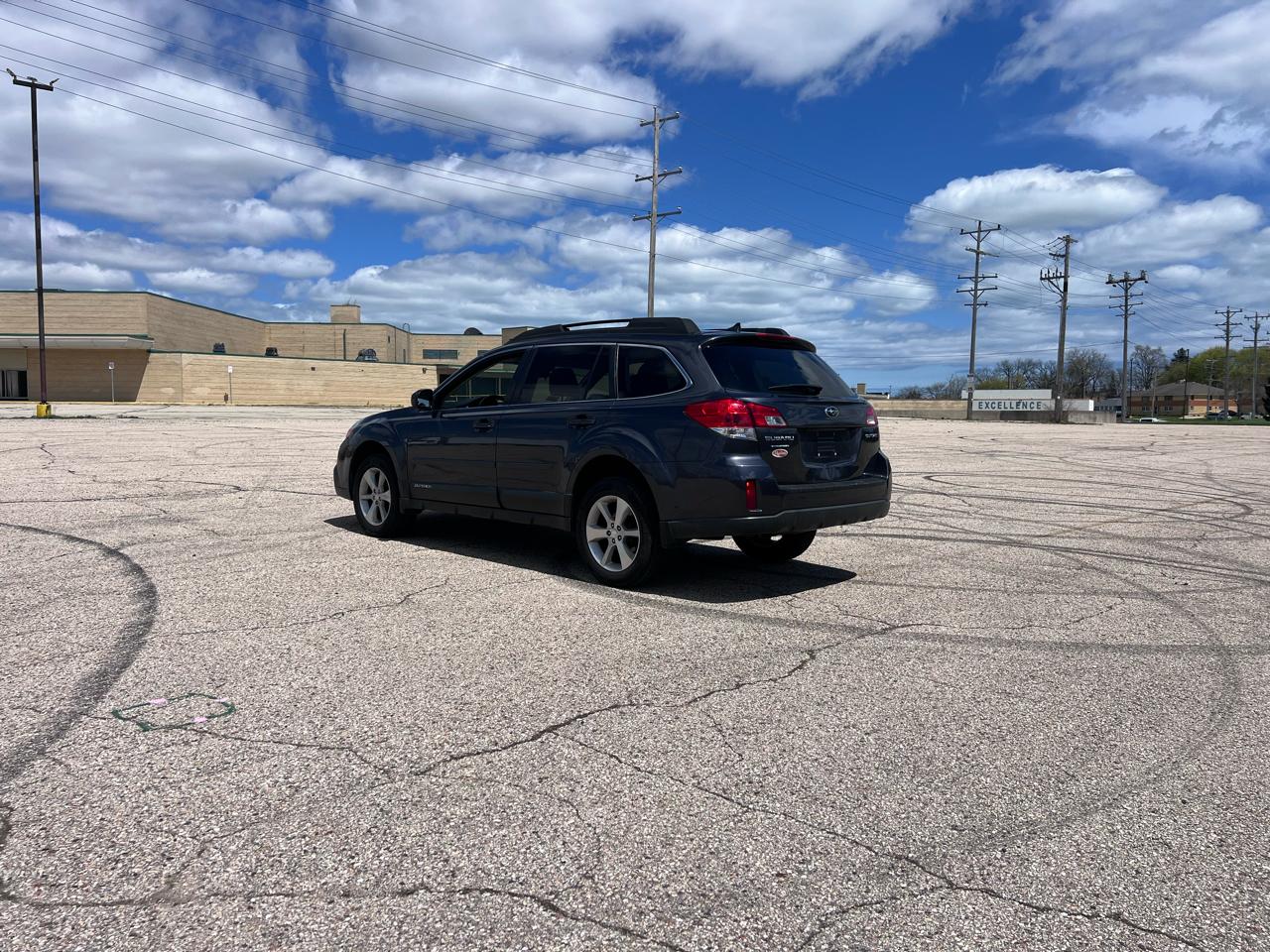 Subaru Outback 2.5i Limited 2013