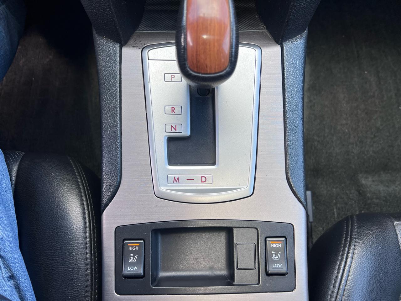 Subaru Outback 2.5i Limited 2013