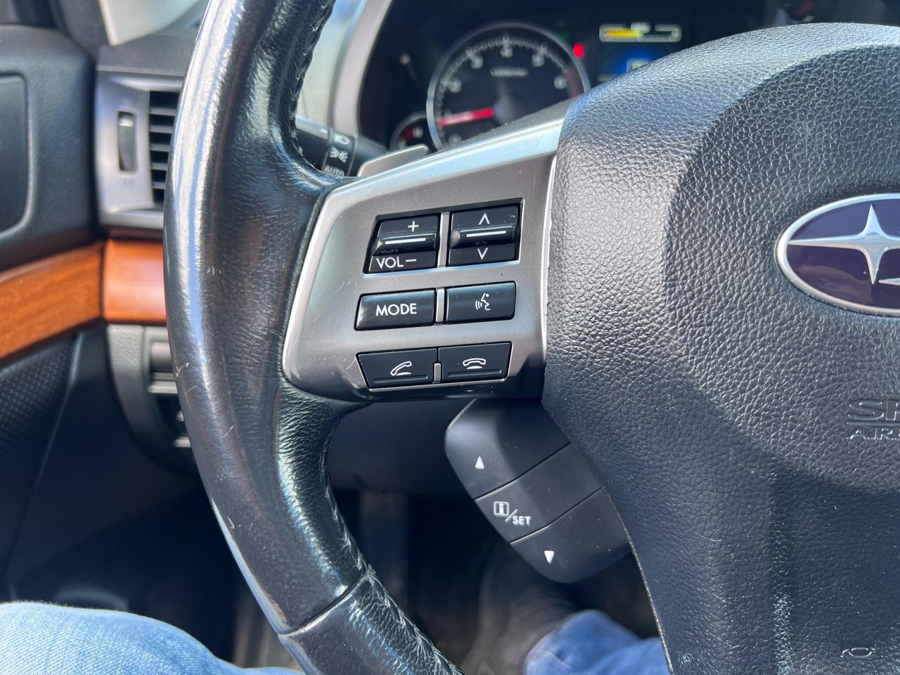 Subaru Outback 2.5i Limited 2013