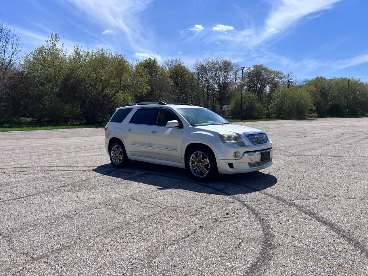 GMC Acadia Denali AWD 2011