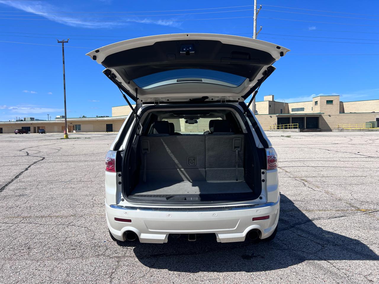 GMC Acadia Denali AWD 2011