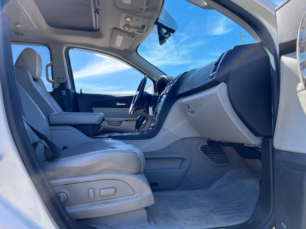 GMC Acadia Denali AWD 2011