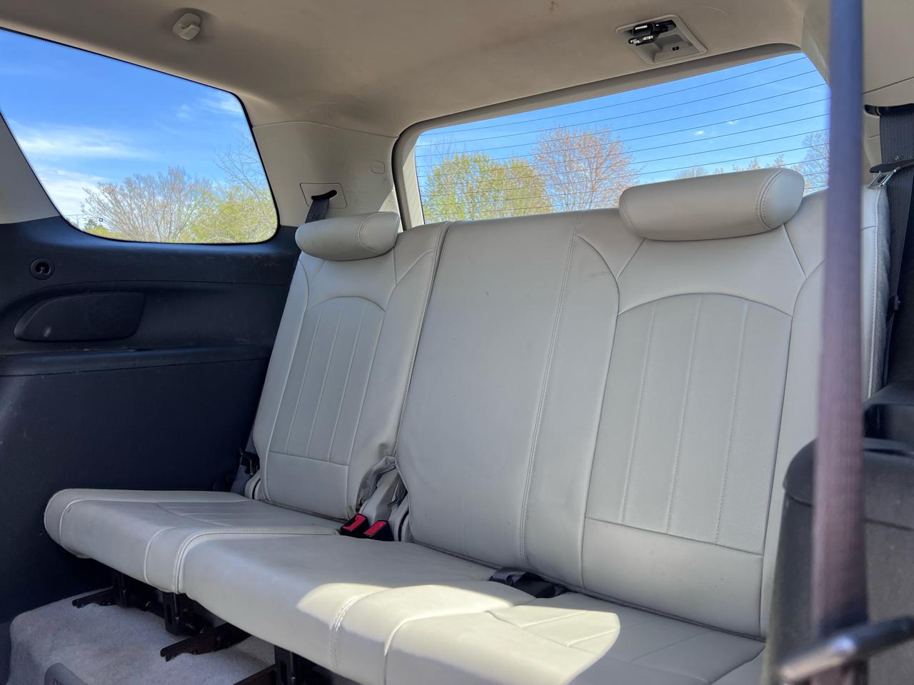 GMC Acadia Denali AWD 2011