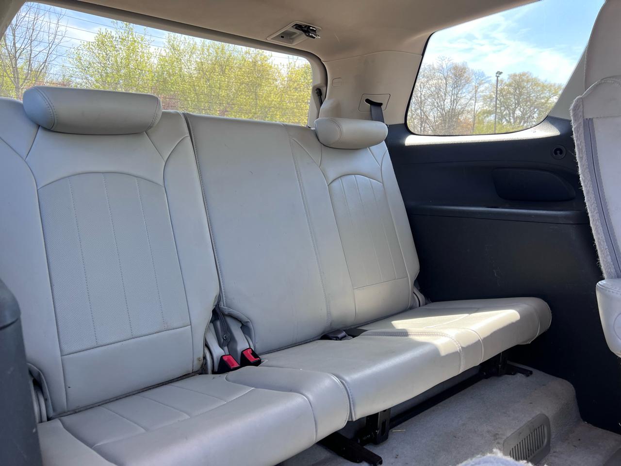 GMC Acadia Denali AWD 2011