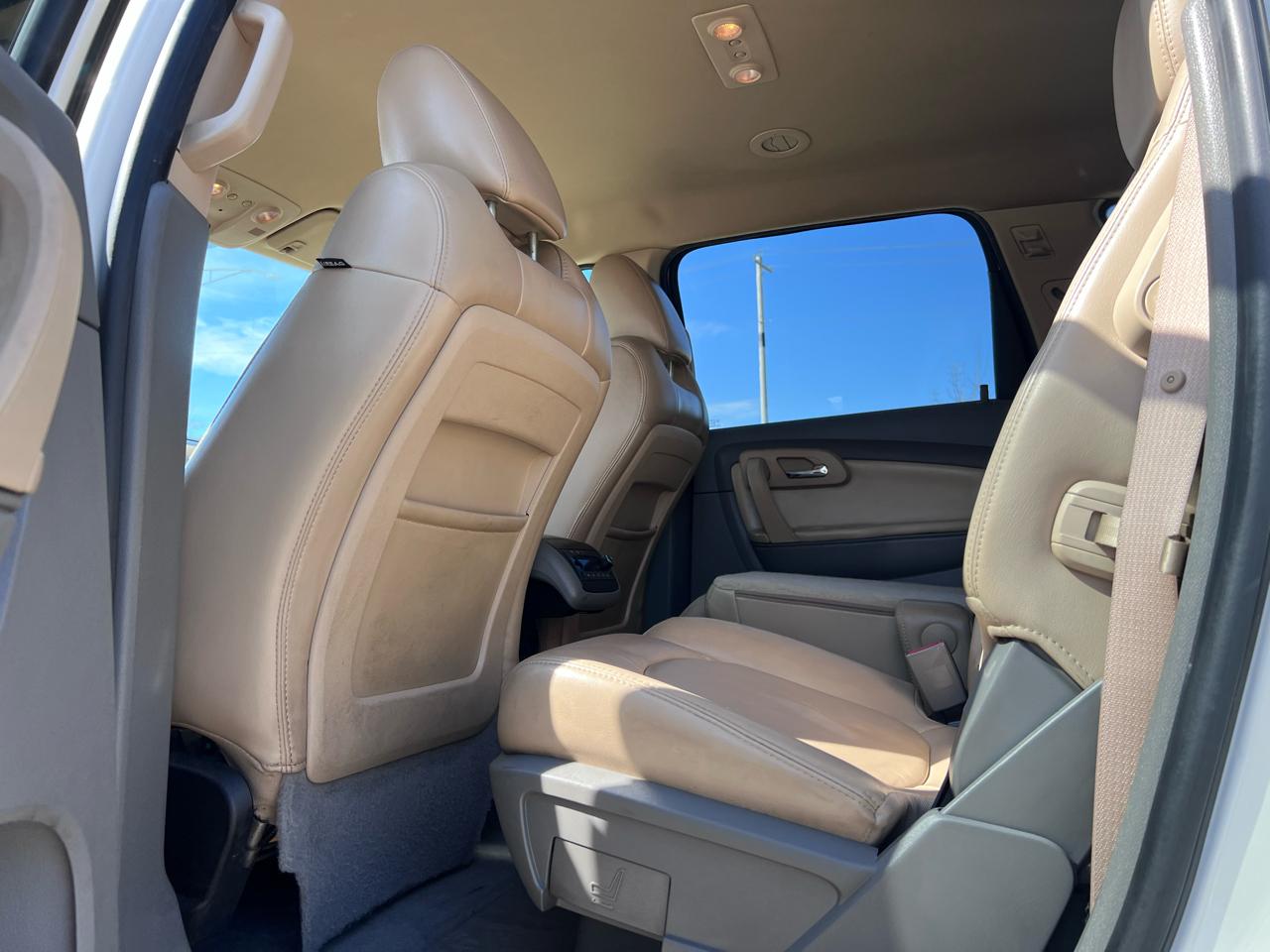 Chevrolet Traverse 2LT AWD 2012