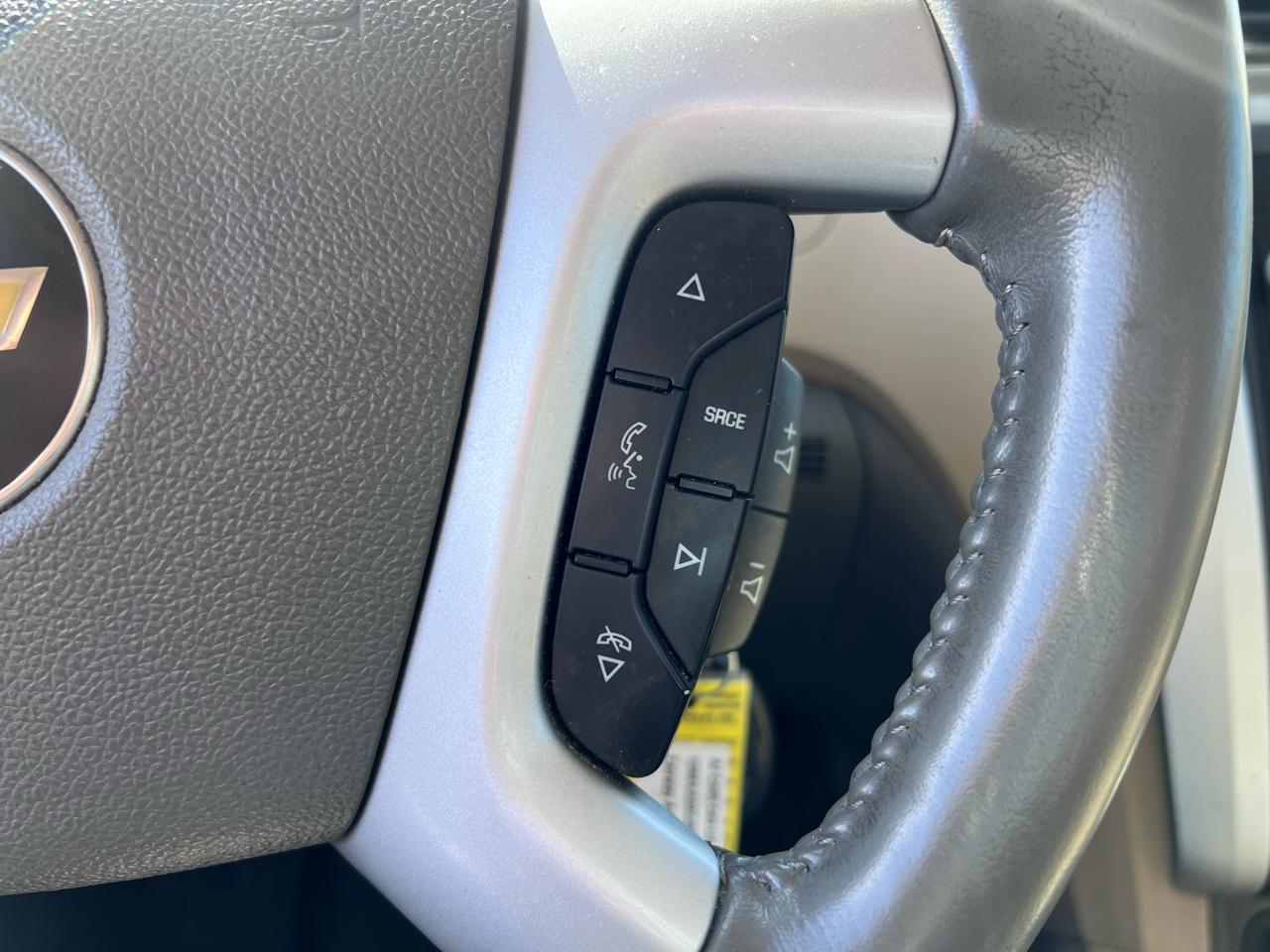 Chevrolet Traverse 2LT AWD 2012